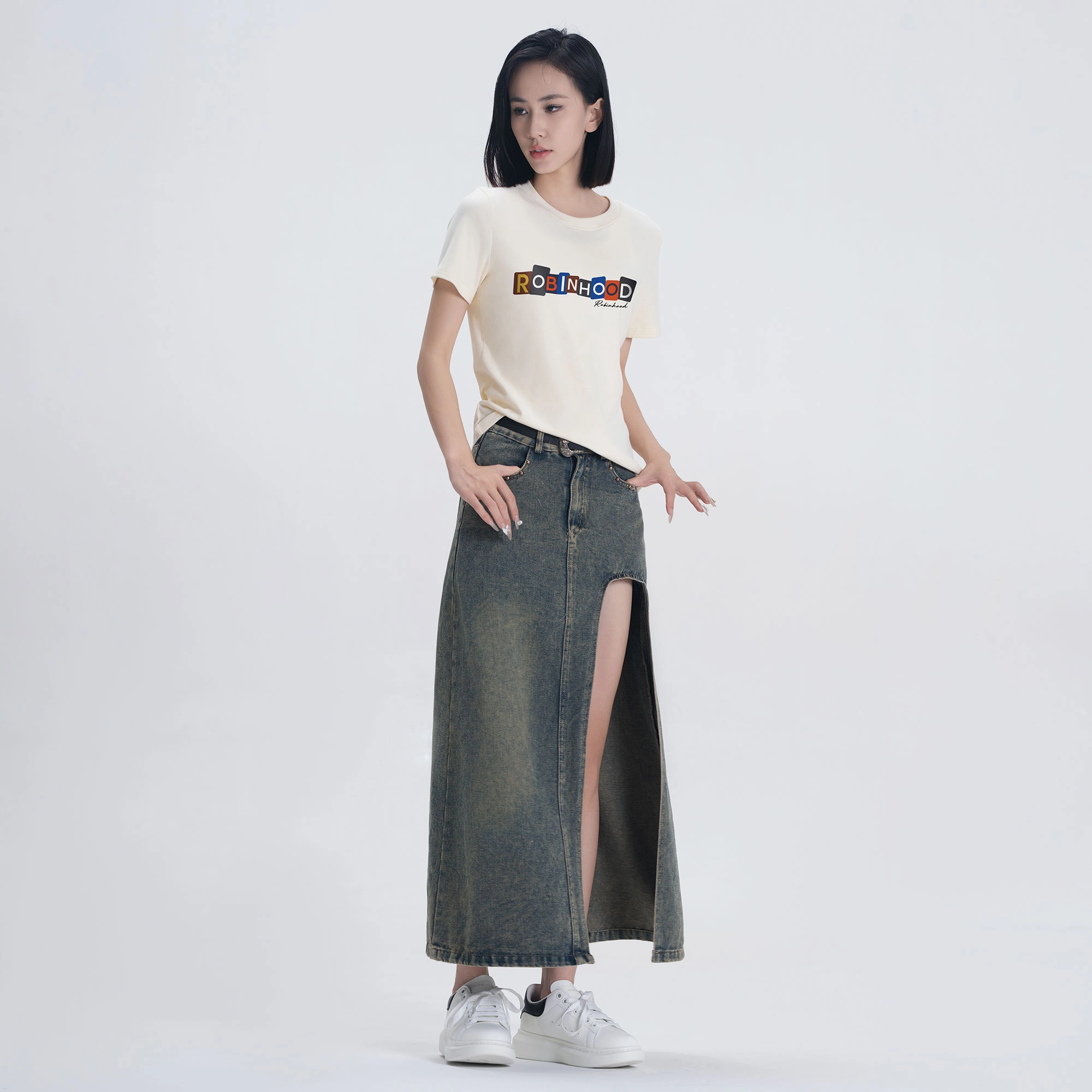 ROBINHOOD Logo T