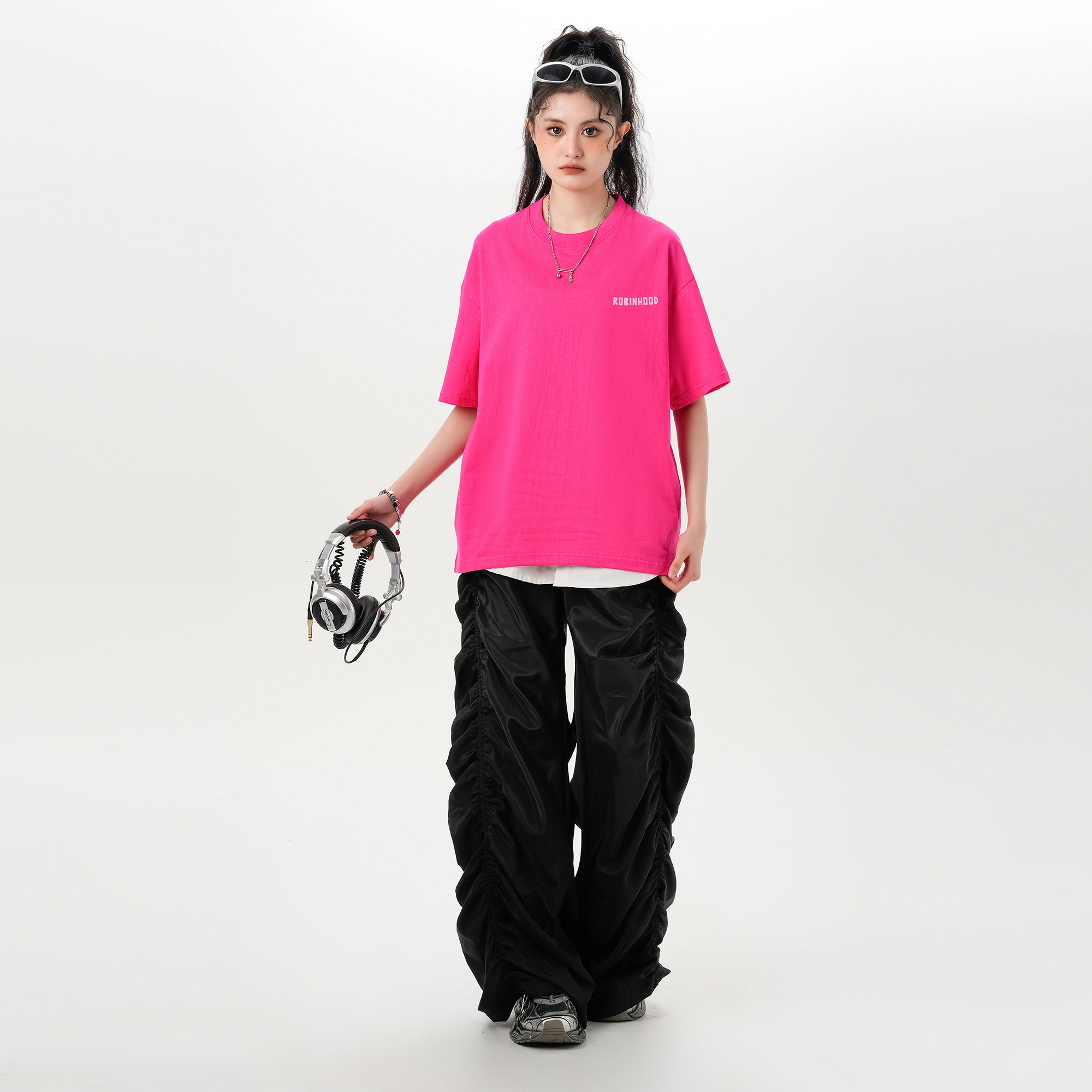 ROBINHOOD logo T