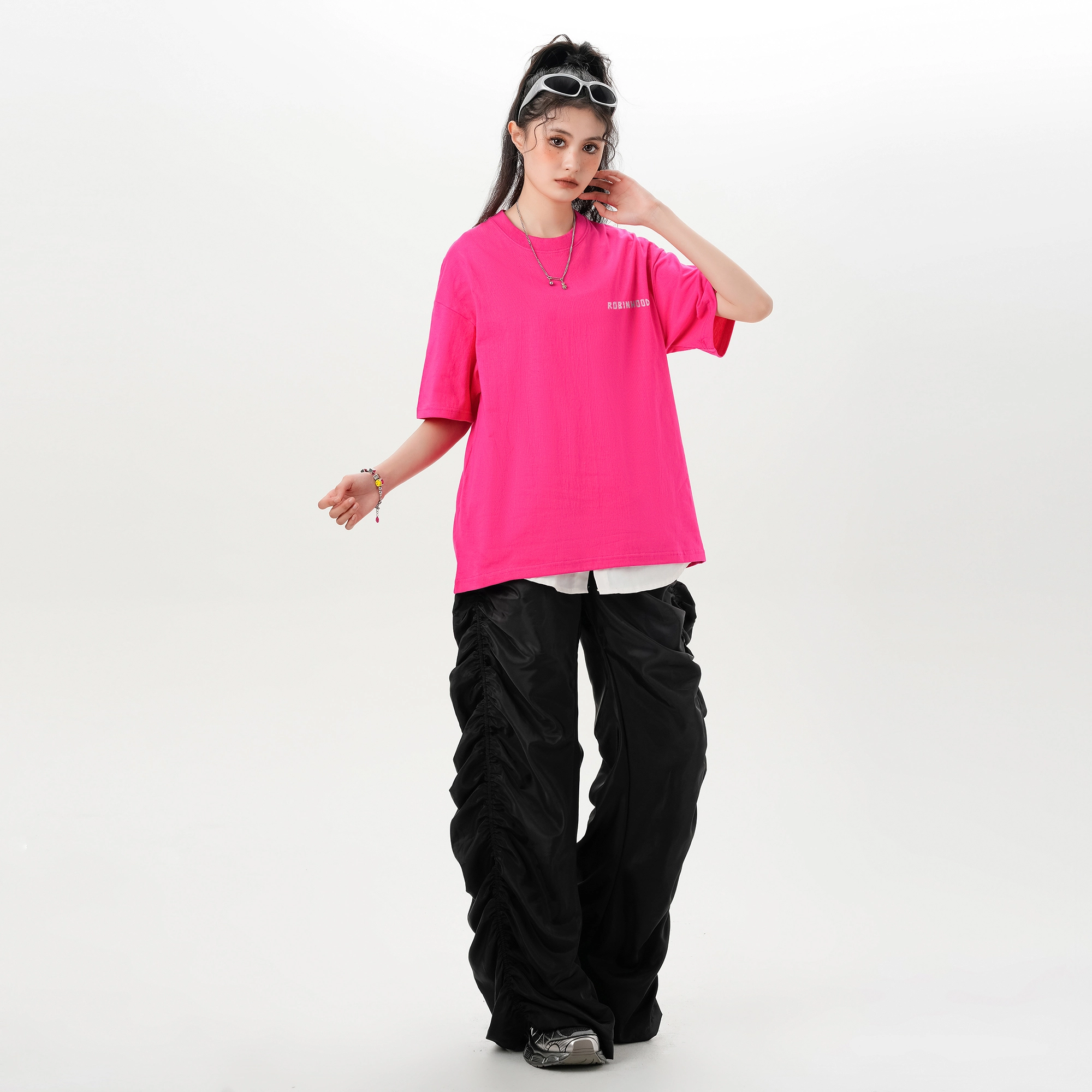 ROBINHOOD logo T