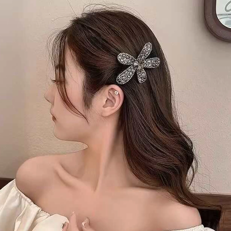 零界 六公分水钻满钻花朵鸭嘴韩版轻奢百搭时尚刘海#好运 塑料 树脂 发夹 女款