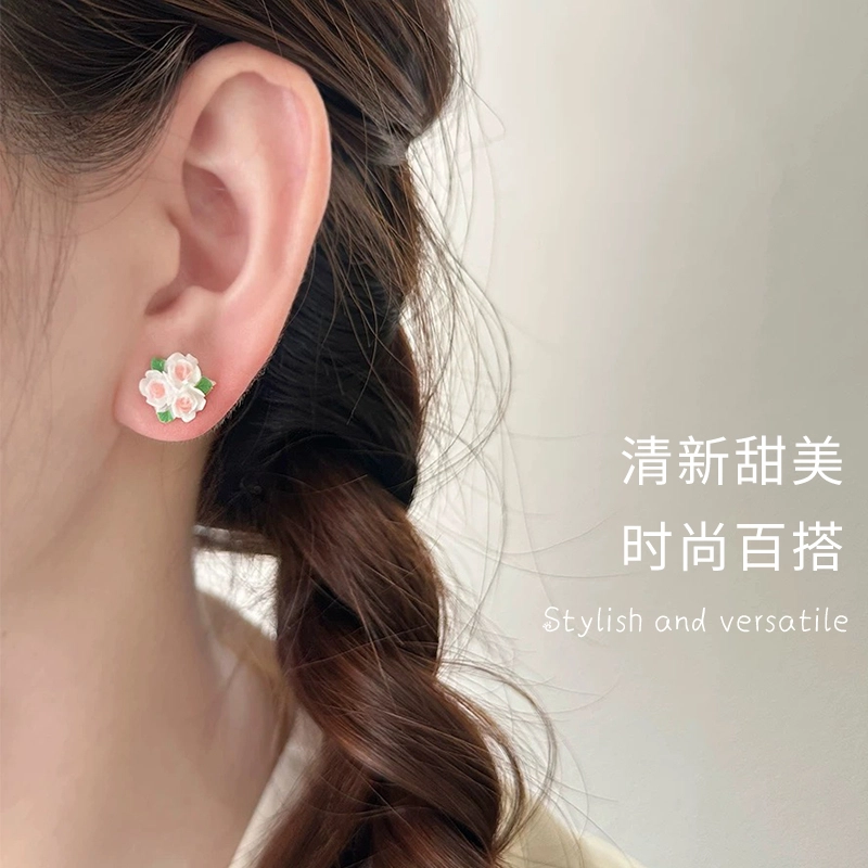 【花点心思】 零界 甜美清新彩色花朵 小巧精致 不重样 防过敏养耳洞 塑料 耳钉 男女同款情侣款