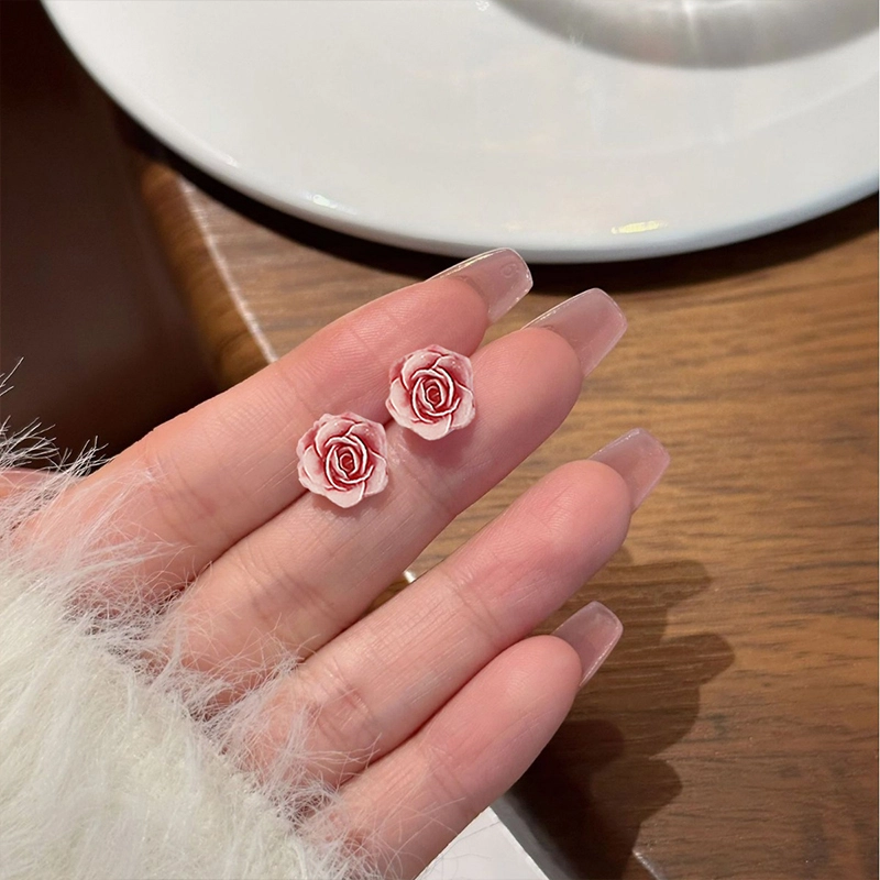 零界 时尚百搭甜美清新彩色花朵 小巧精致 不重样 防过敏养耳洞 塑料 耳钉 男女同款情侣款