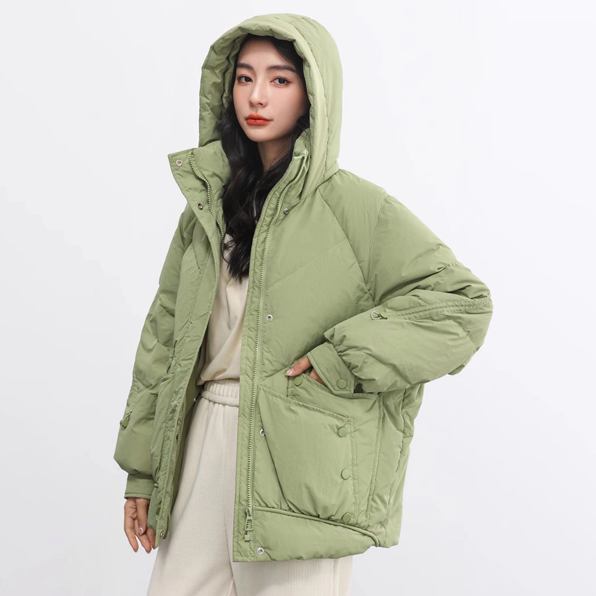 鸭鸭 纯色连帽短款加厚保暖休闲通勤韩系时尚百搭羽绒服 女款