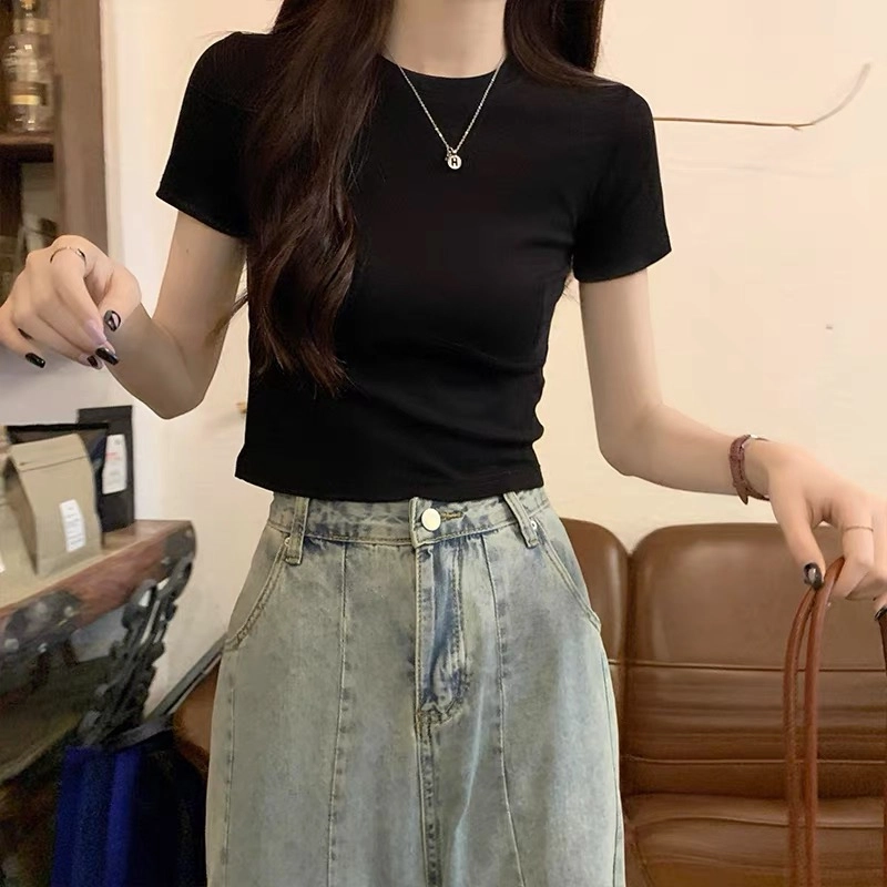 AWAO T