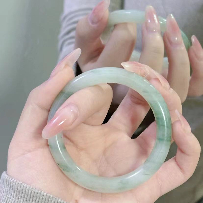 静范 白色月光复古贵妃招财国潮古风汉服旗袍冷淡风温婉水润显白素雅气质 琉璃 玉石手镯 女款