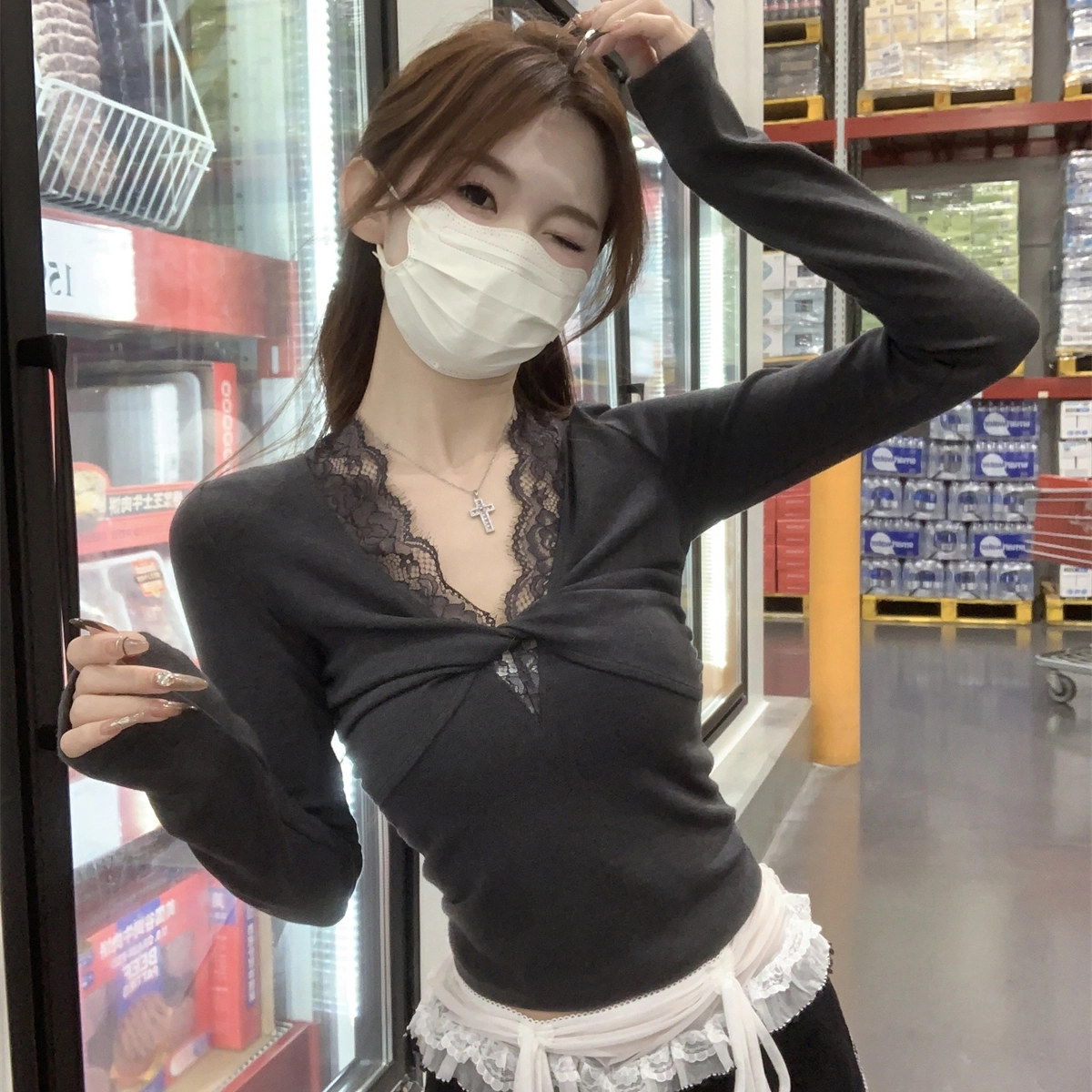 涂诗菲 韩版潮流时尚简约纯色舒适设计显瘦百搭慵懒风松弛感长袖针织衫 女款