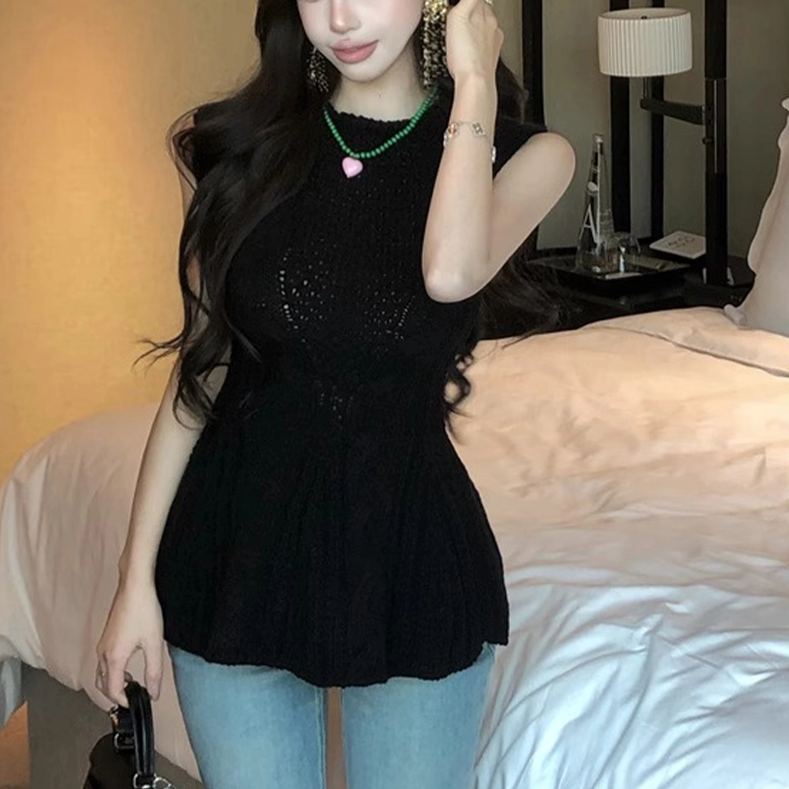 涂诗菲 法式辣妹性感设计感荷叶边无袖针织上衣简约收腰背心 女款