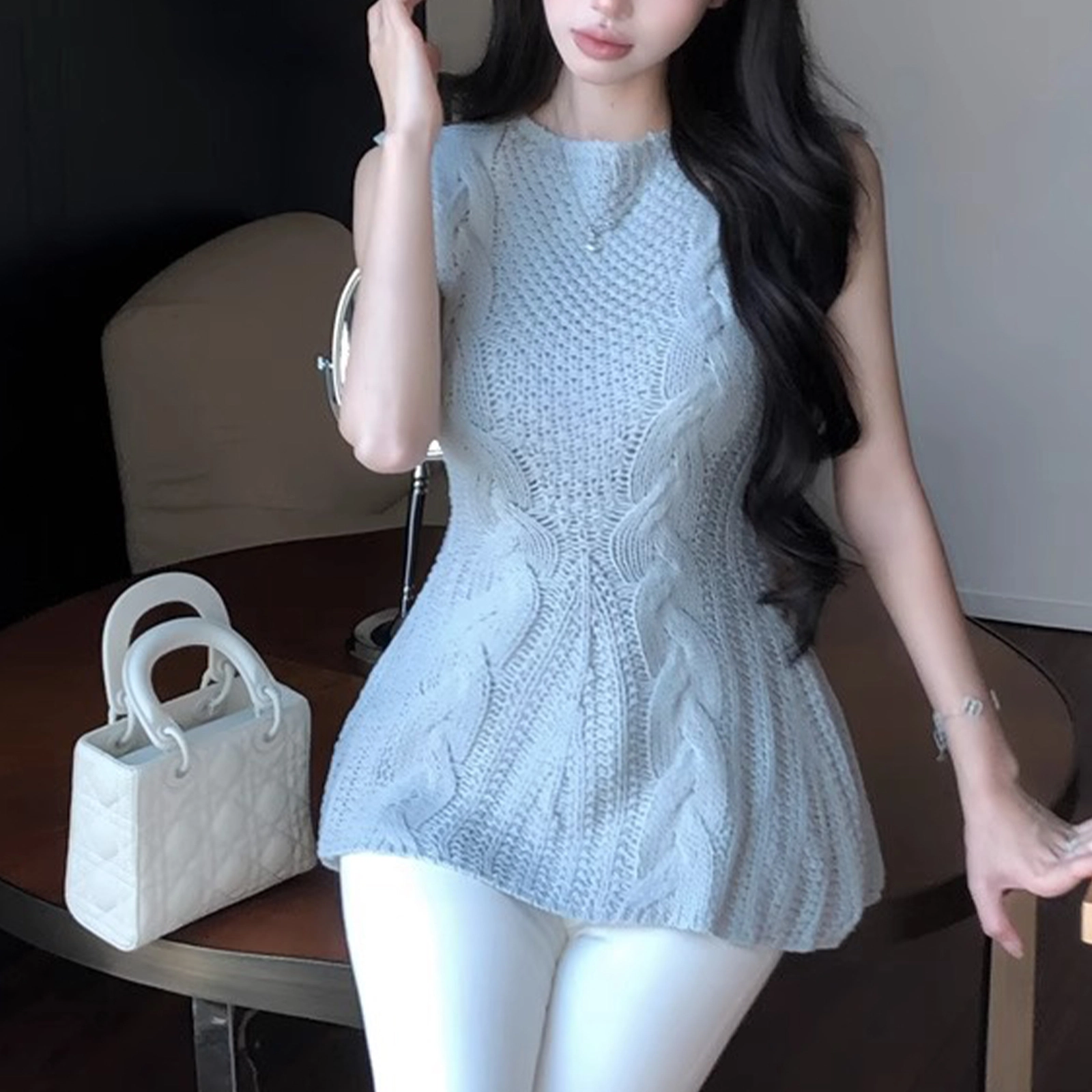 涂诗菲 法式辣妹性感设计感荷叶边无袖针织上衣简约收腰背心 女款