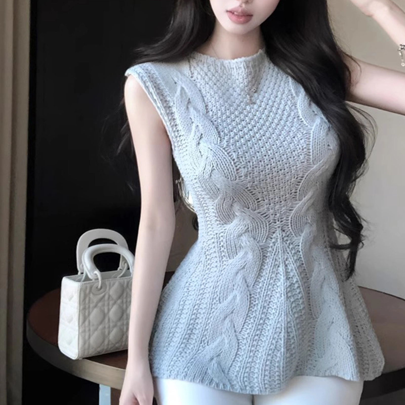 涂诗菲 法式辣妹性感设计感荷叶边无袖针织上衣简约收腰背心 女款