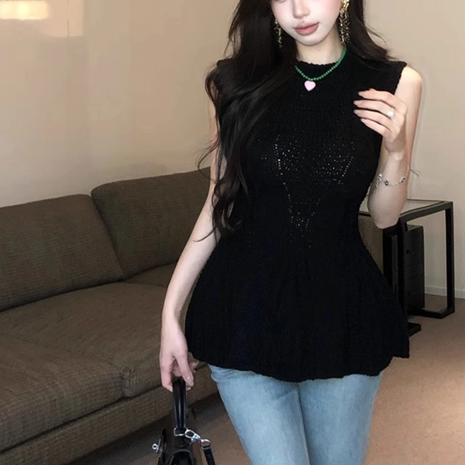 涂诗菲 法式辣妹性感设计感荷叶边无袖针织上衣简约收腰背心 女款