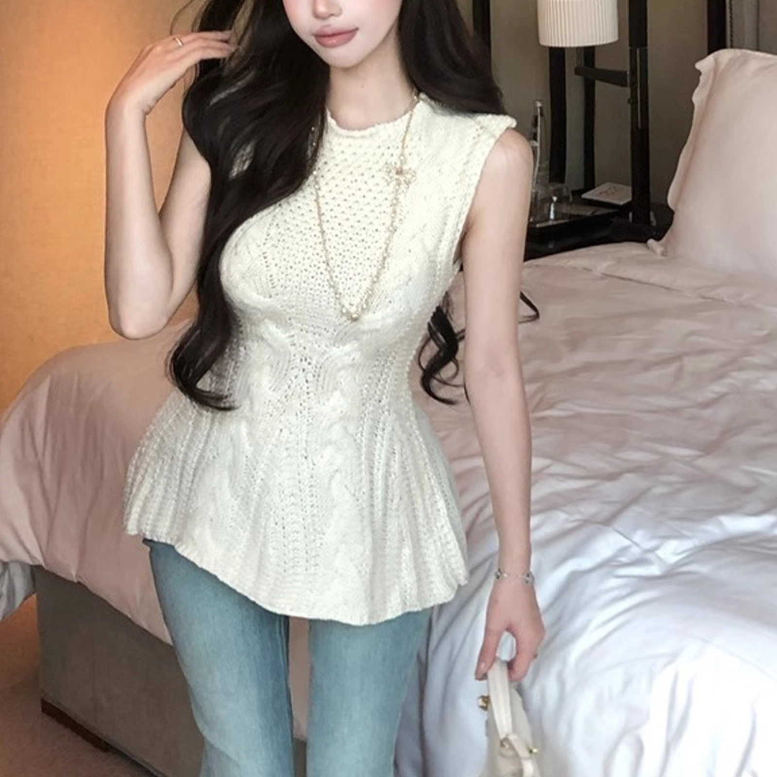 涂诗菲 法式辣妹性感设计感荷叶边无袖针织上衣简约收腰背心 女款