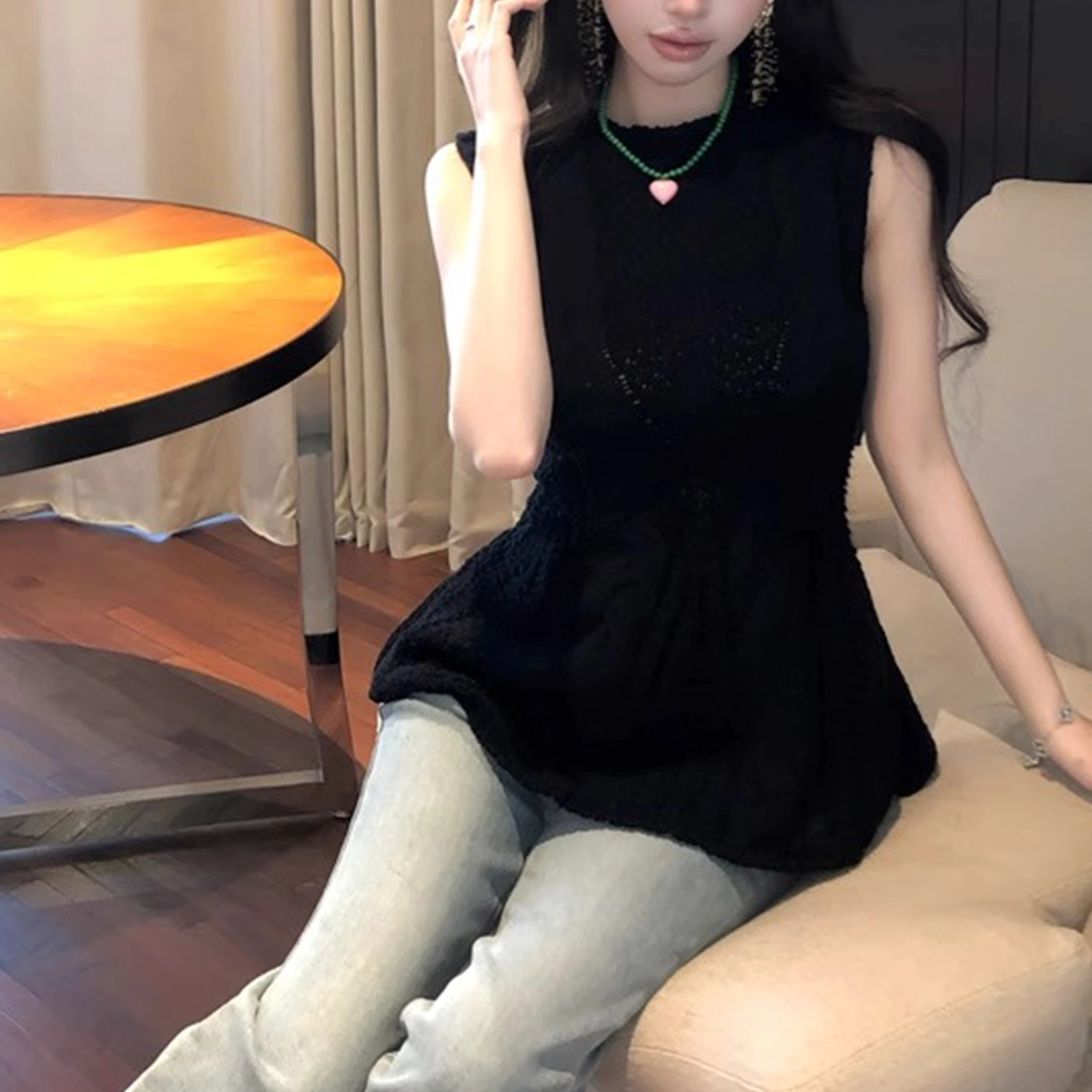 涂诗菲 法式辣妹性感设计感荷叶边无袖针织上衣简约收腰背心 女款