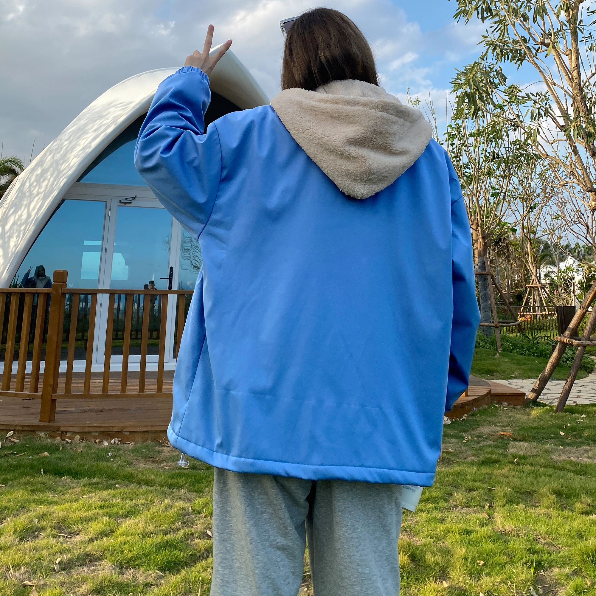 吾皇猫 美式复古高街假两件舒适羊羔绒连帽字母印花无性别主义休闲宽松百搭加绒加厚保暖防寒时尚潮流防风基础款纯色夹克外套 男女同款