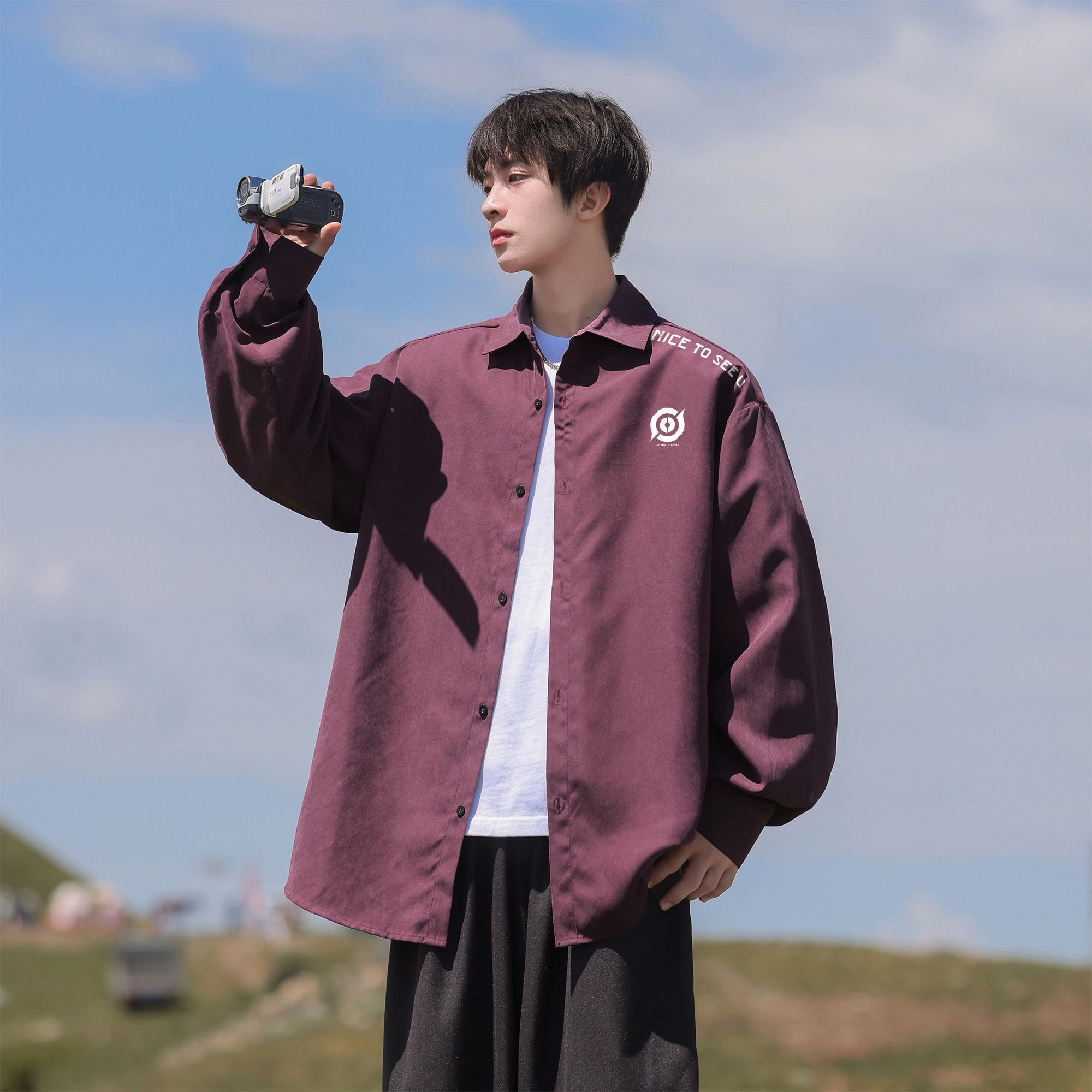 王者荣耀 标语款 美式复古创意字母印花潮流时尚宽松舒适翻领休闲简约学院风单排扣通勤穿搭长袖衬衫 男女同款