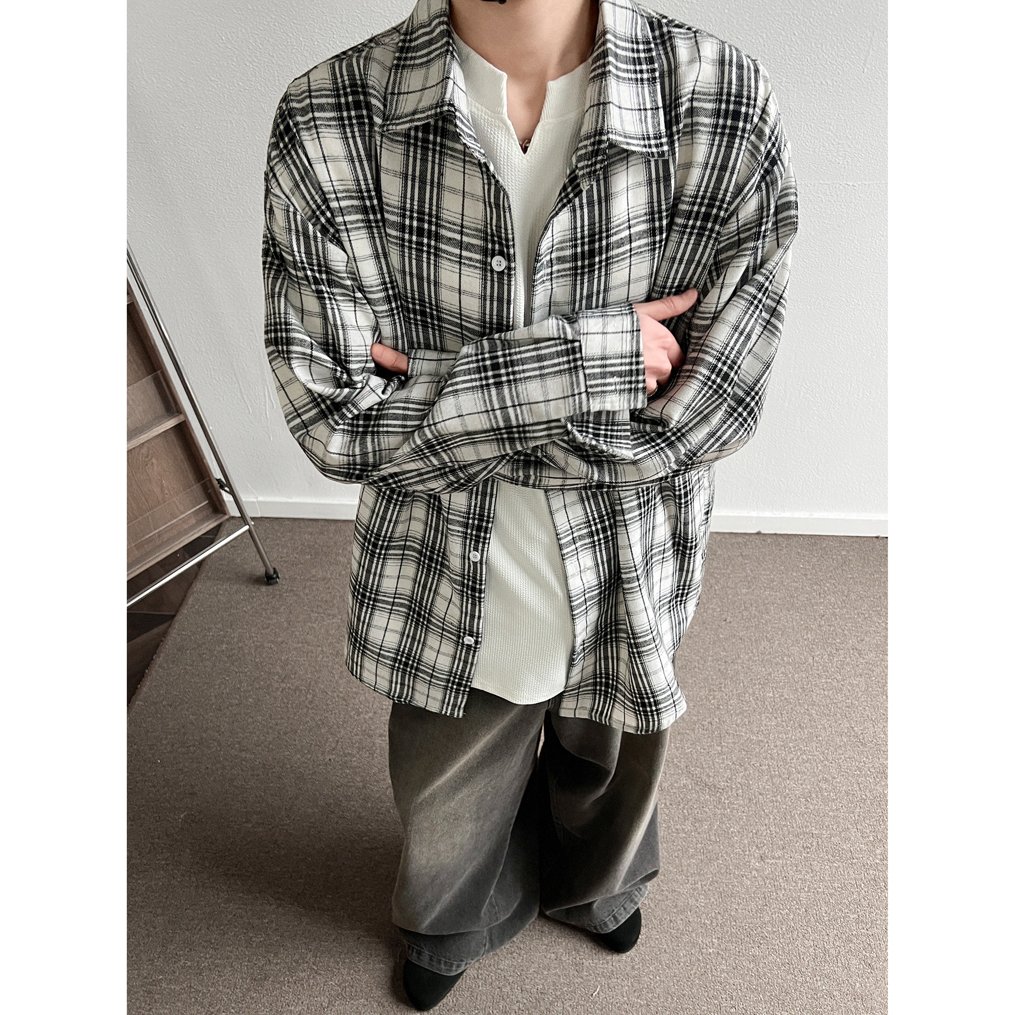 FAKE VINTAGE