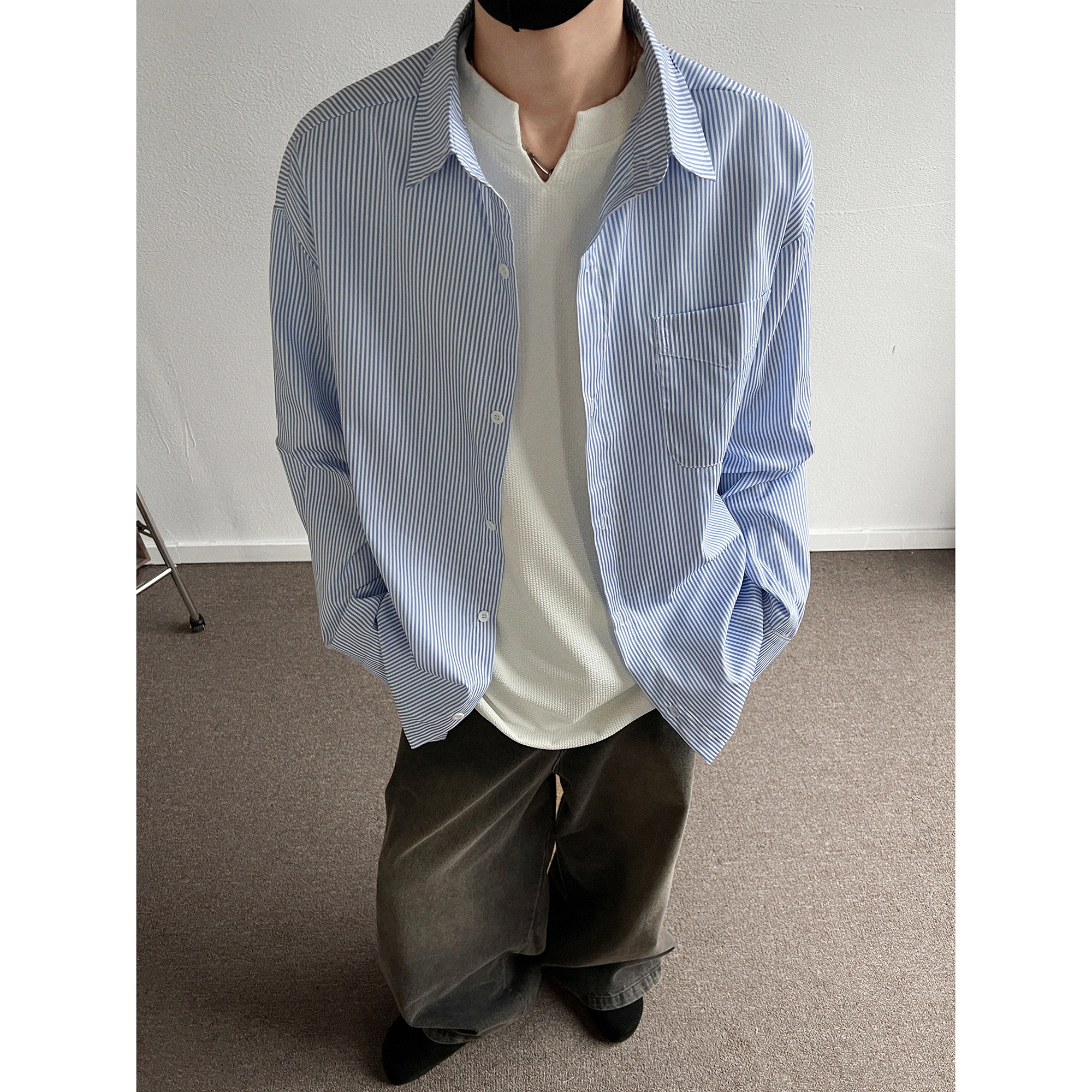 FAKE VINTAGE