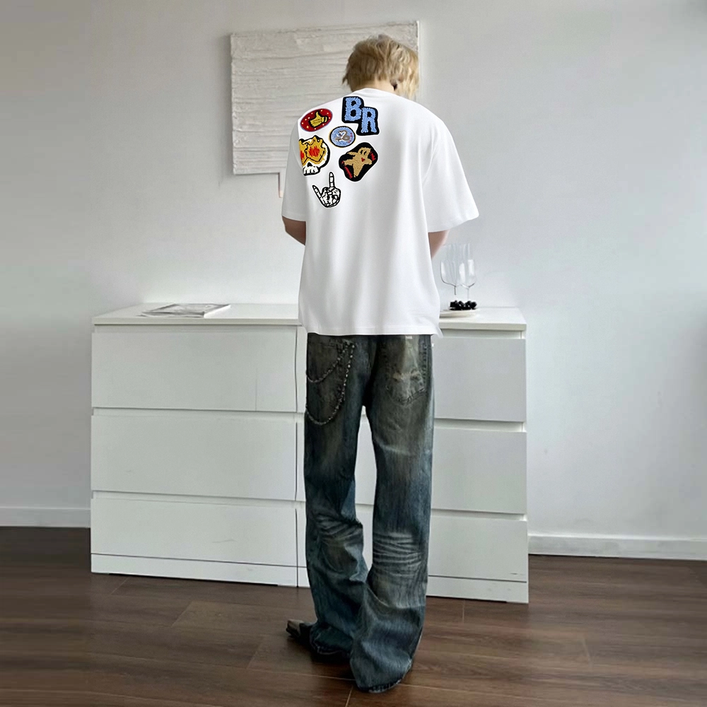 27 T