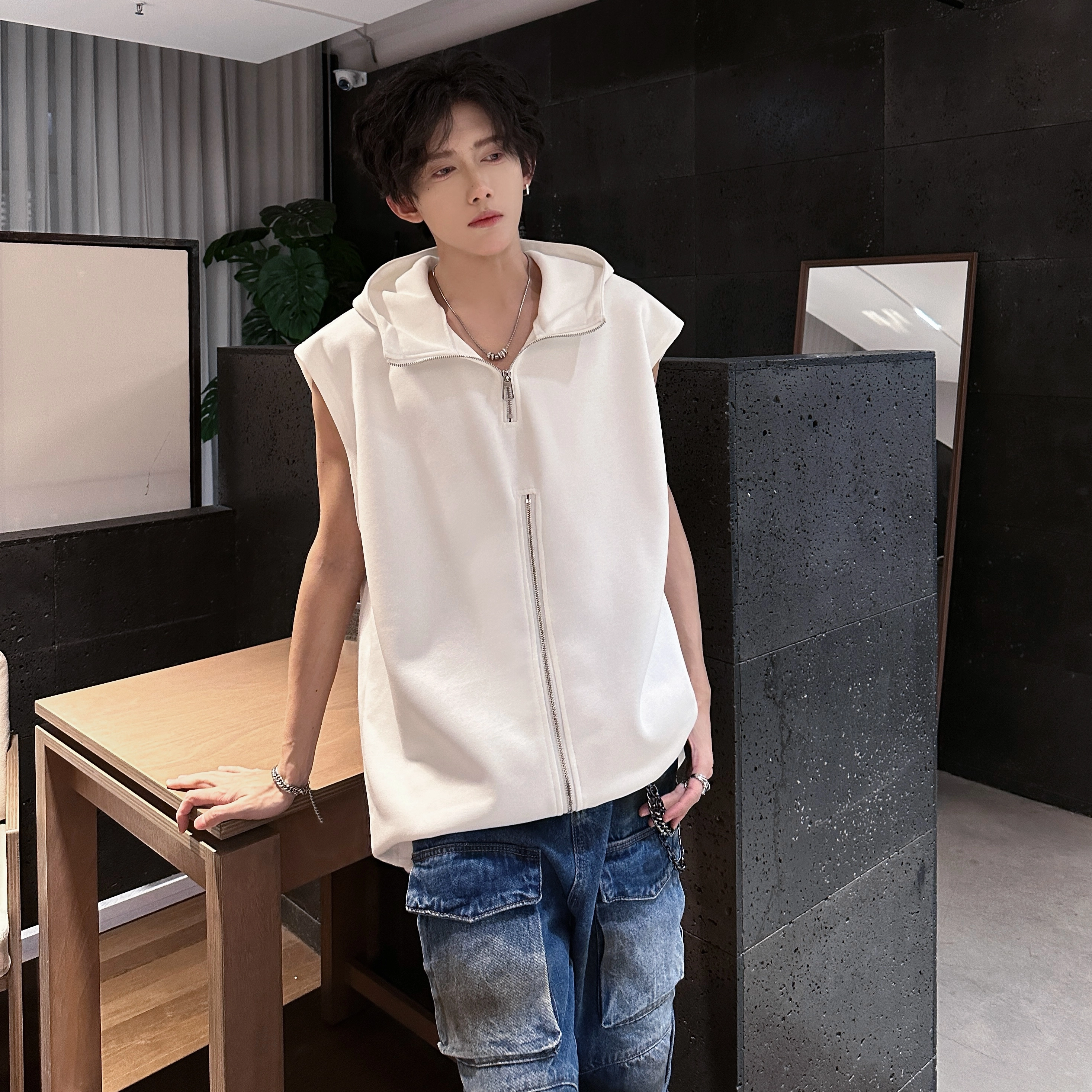RASHOMONG T