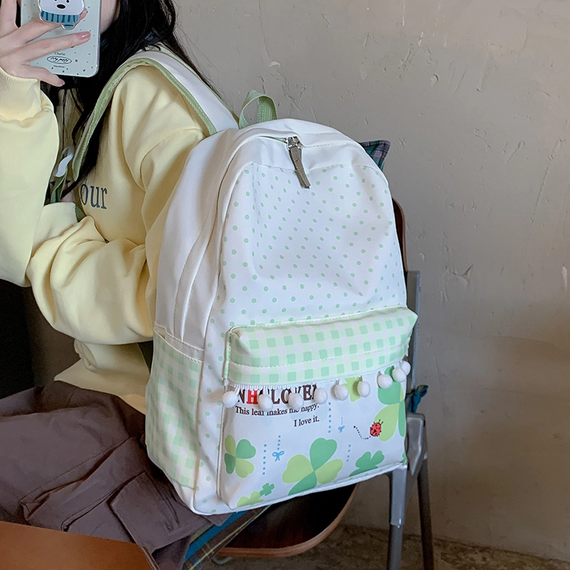 垣途者 日系甜美可爱四叶草波点绒球小清新 复合布面料 双肩包 女款 绿色拼白色