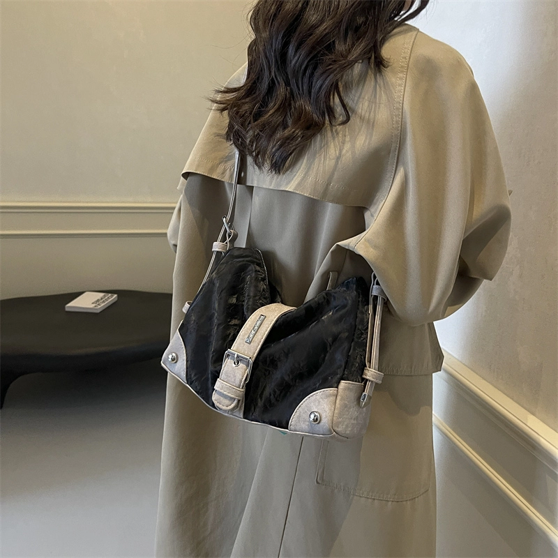 垣途者 小众美式复古高级感通勤 皮绒 腋下包单肩包 女款 多色