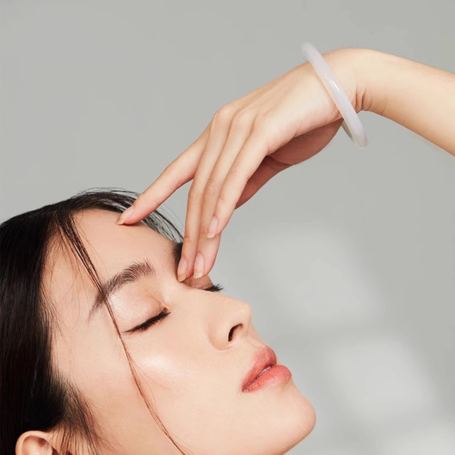 一世倾 新中式国朝古风白月光高级清冷感水逆退散汉服旗袍精致百搭透亮正圈玉镯告白精美礼盒好运天然 玛瑙 手镯 男女同款情侣款
