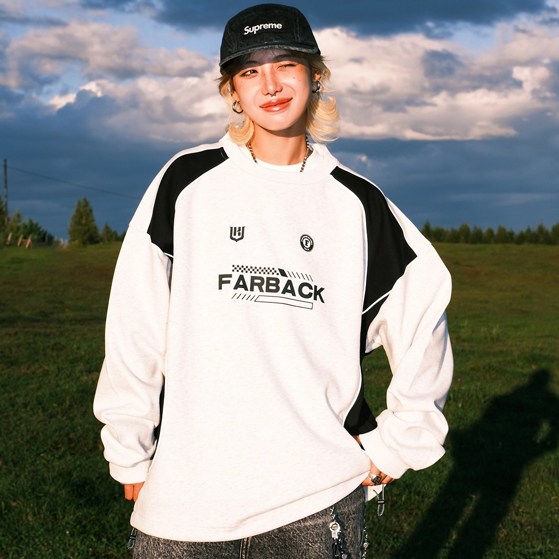 FAR BACK Logo