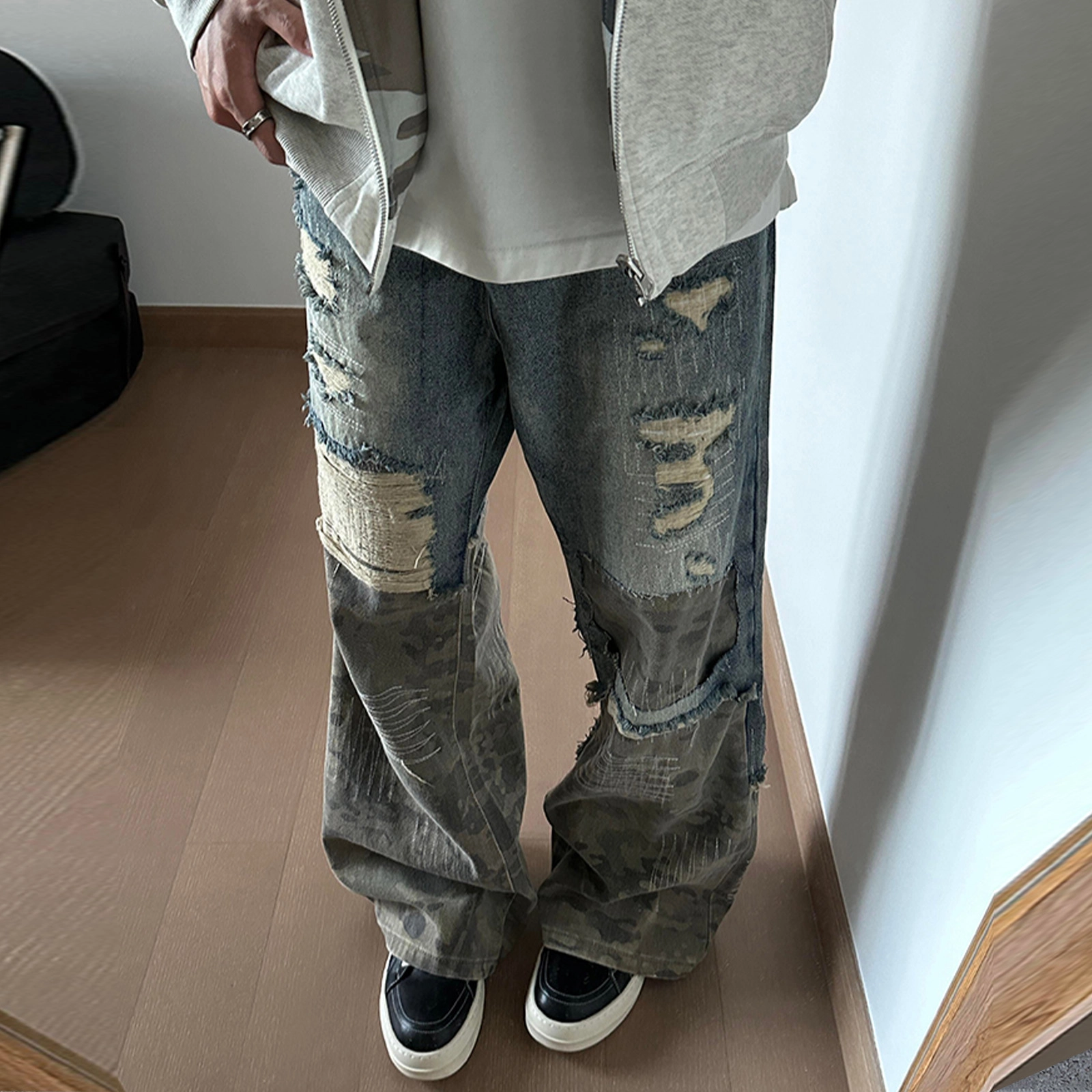 PAINT STAIN vintage