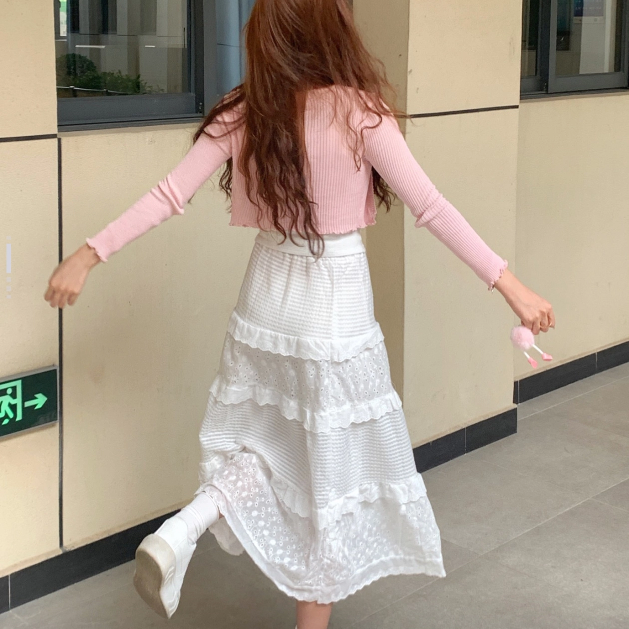 依钗 韩系纯色高腰蕾丝边温柔风显瘦蓬蓬蛋糕半身裙休闲长裙 女款
