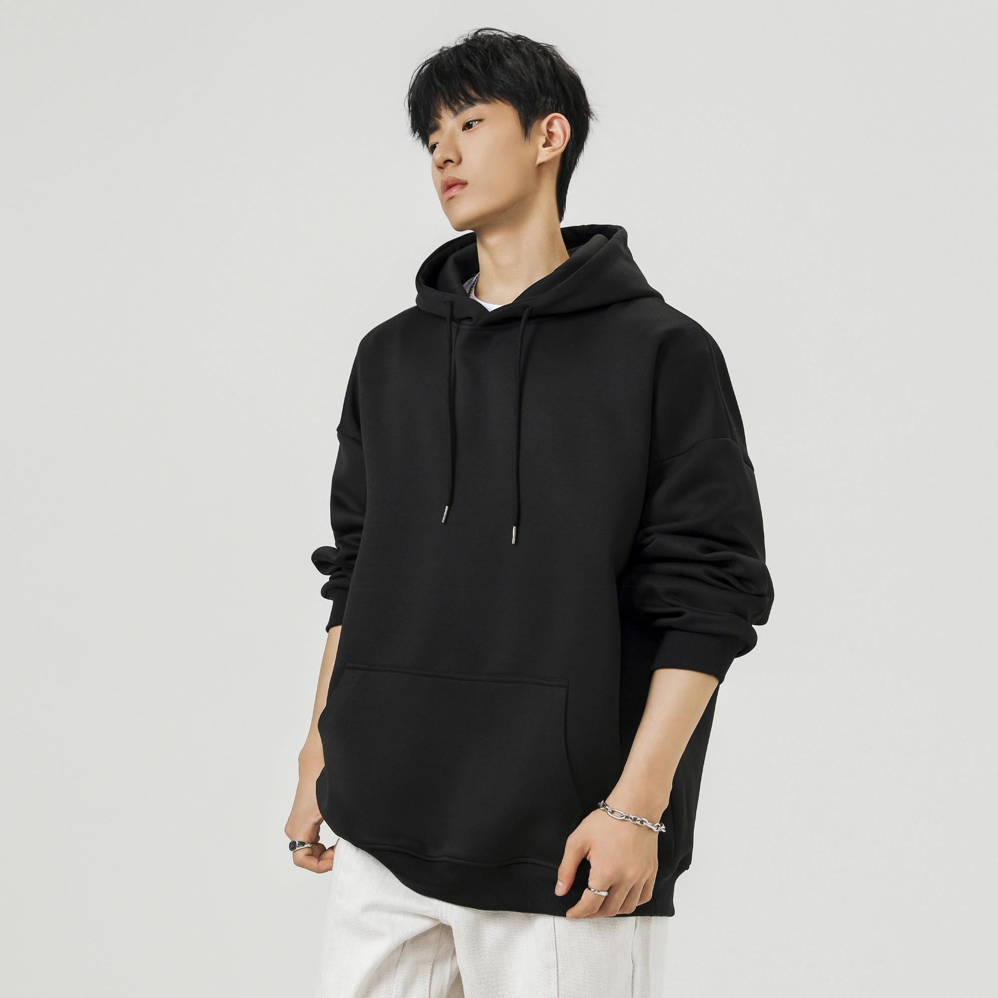 VGVX Sporty chicLOGO