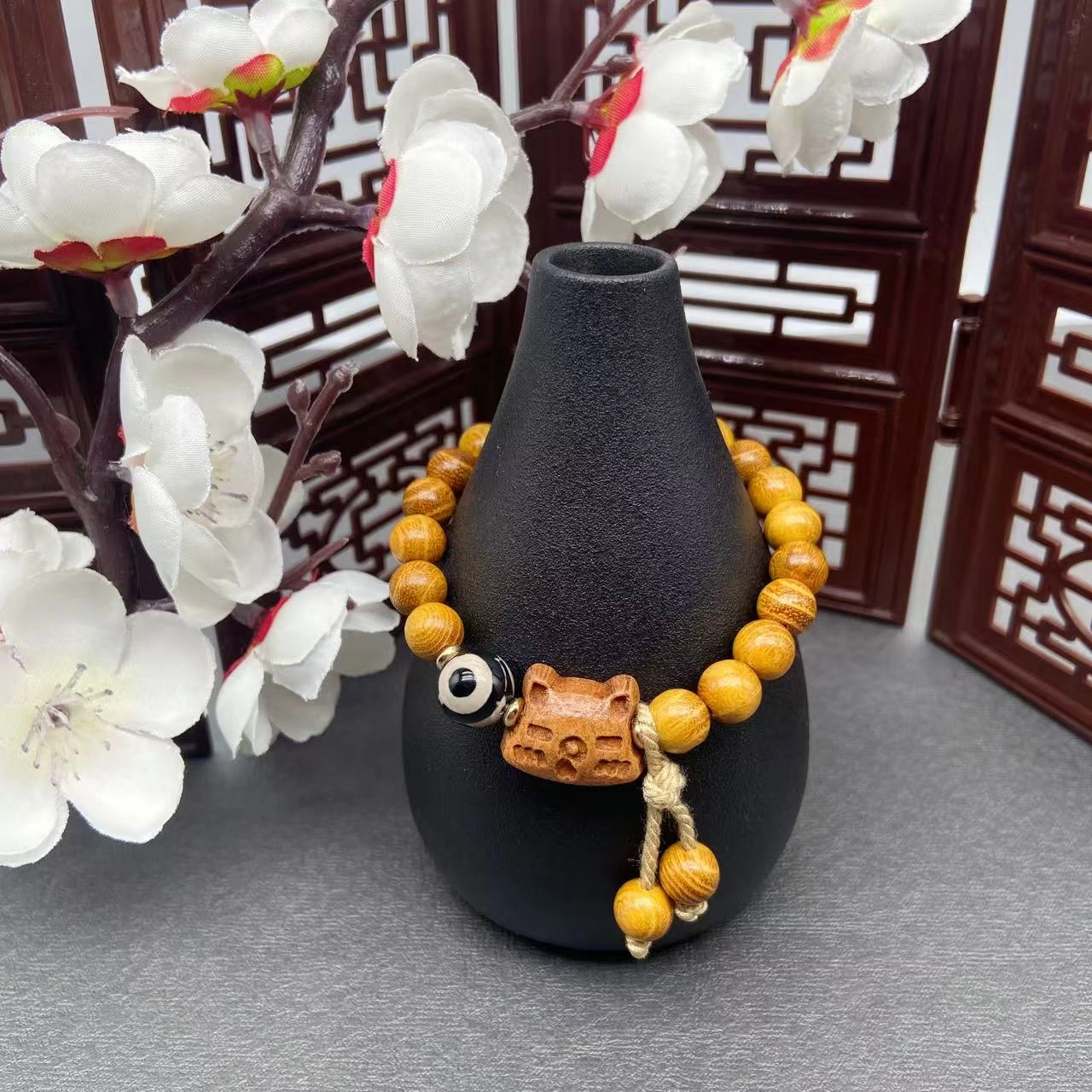 耳玺 可爱猫咪创意小众个性复古民族风吉祥如意新中式国潮文玩盘玩好运连连#吉祥#好运 檀木 手串 男女同款情侣款
