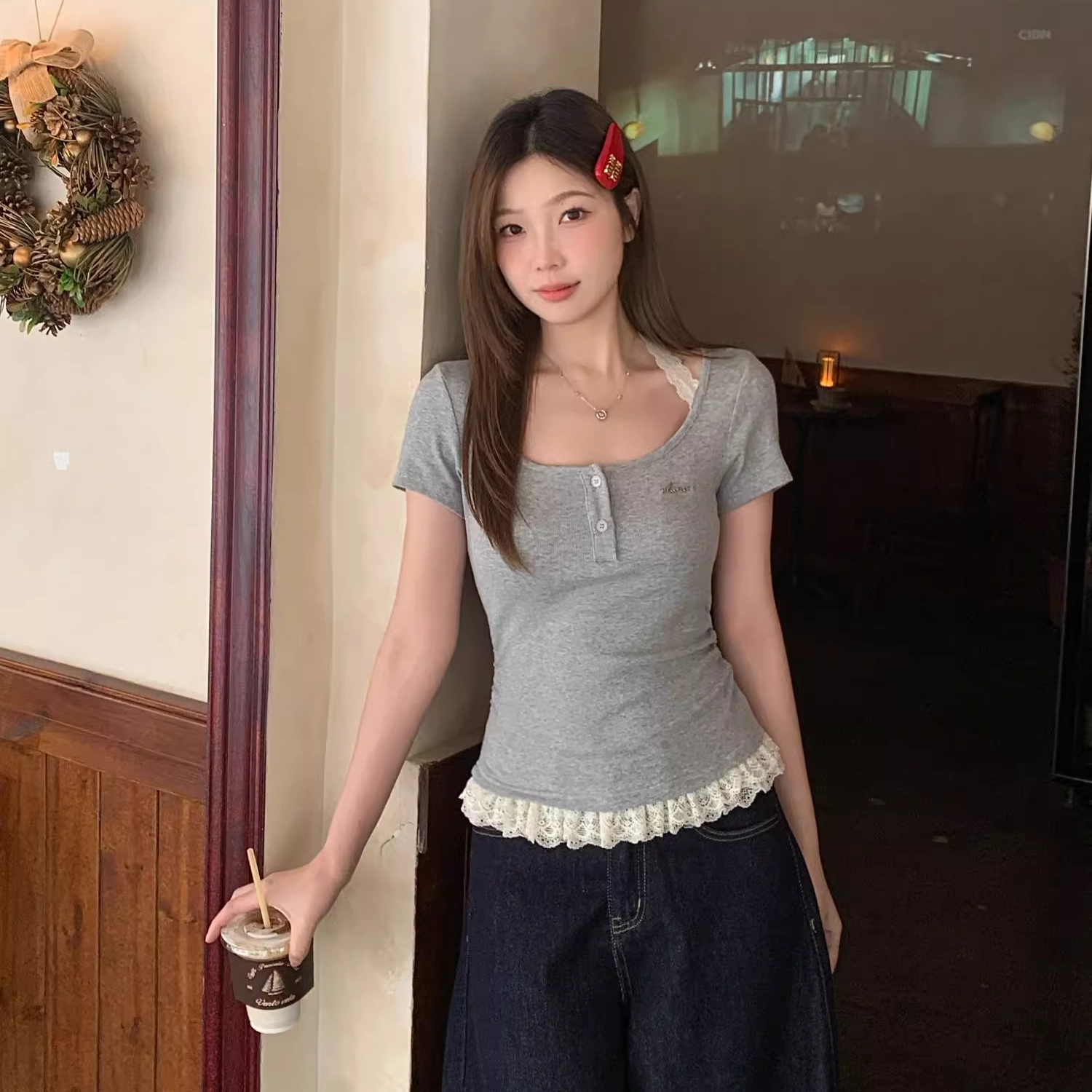 COMMA GIRL T