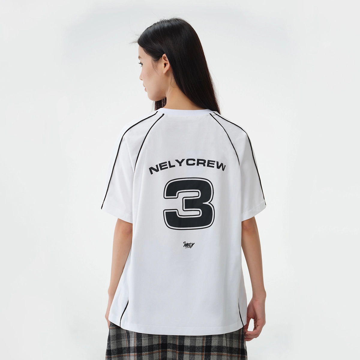 NELY T