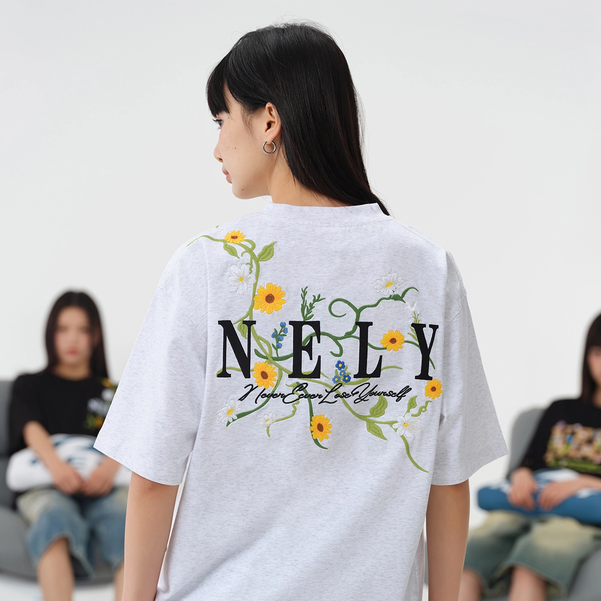 NELY LOGOT