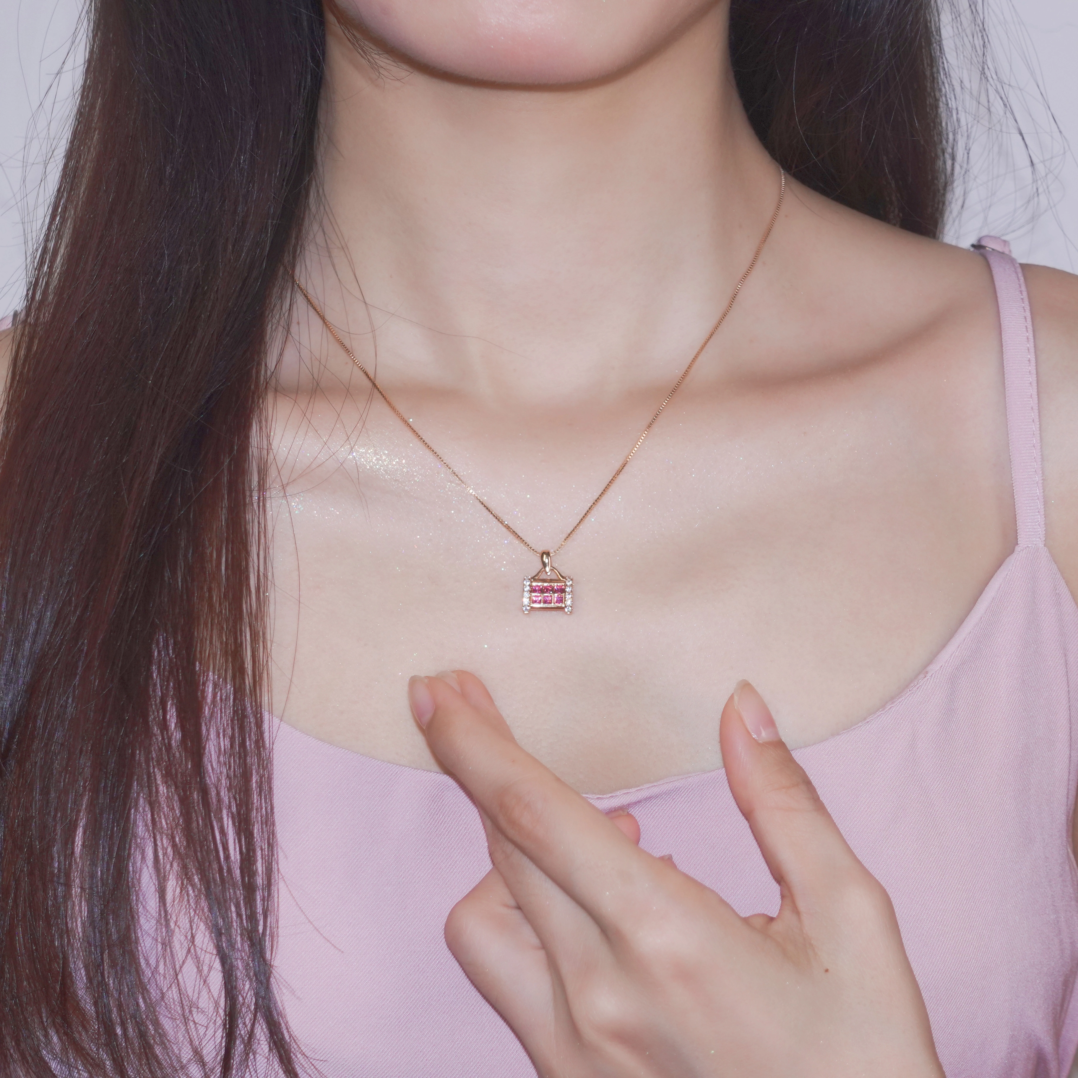 PINK U