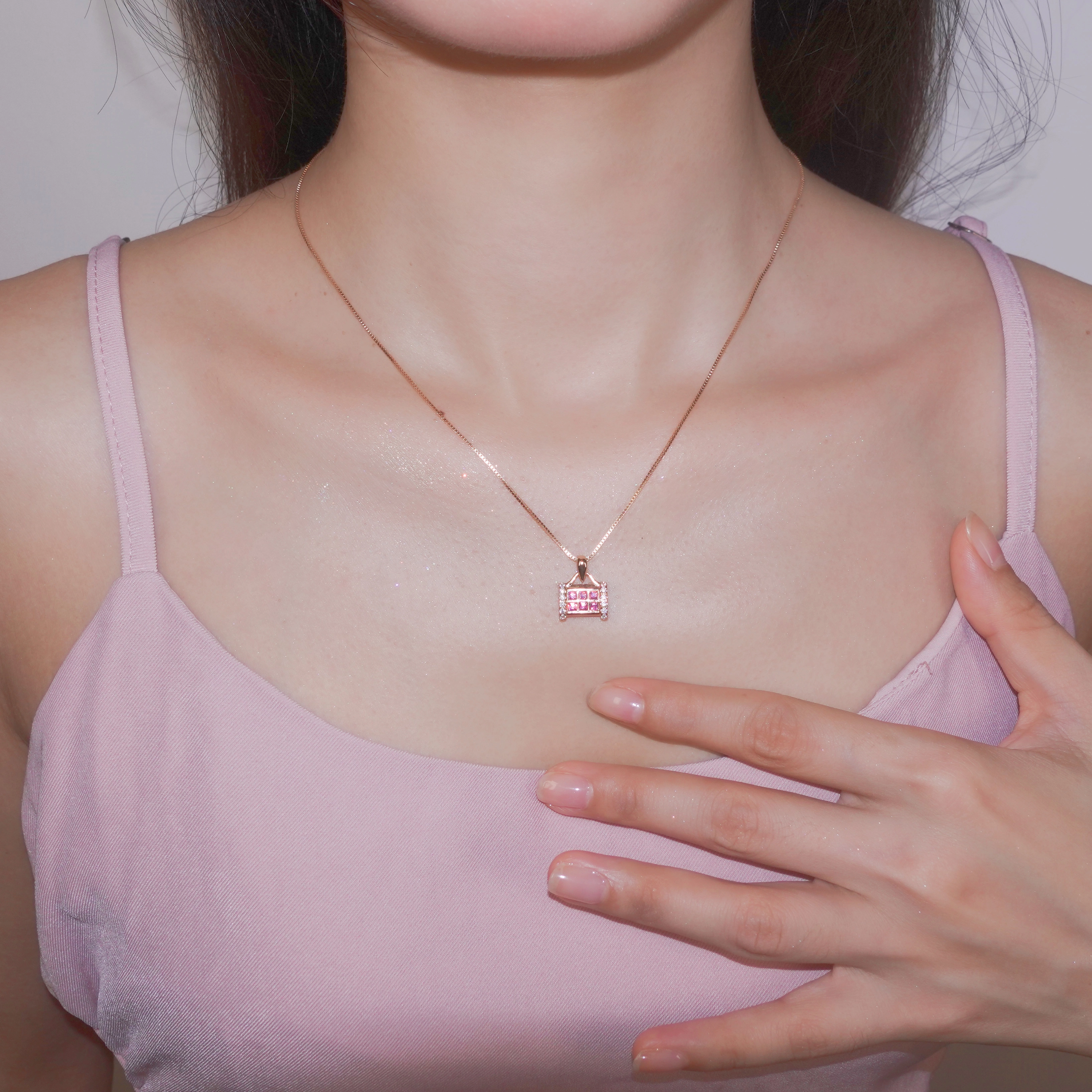 PINK U