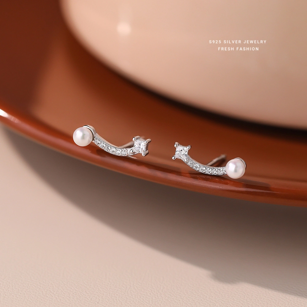MONI JEWELLERY U 925
