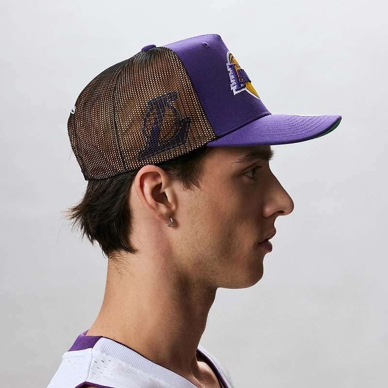 Mitchell Ness NBALifestyle