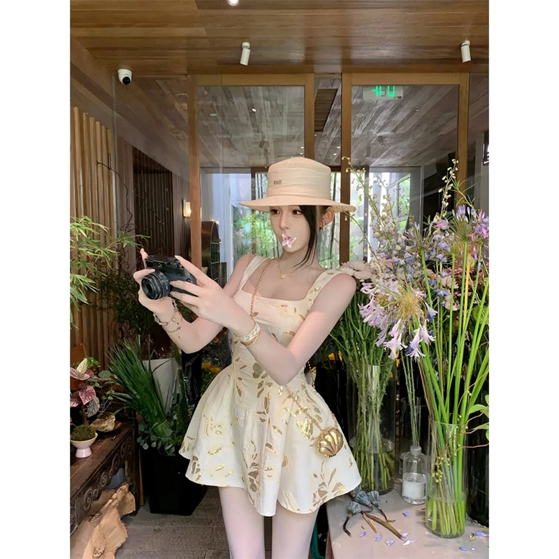 水中花 显瘦气质舒适吊带连衣裙 女款