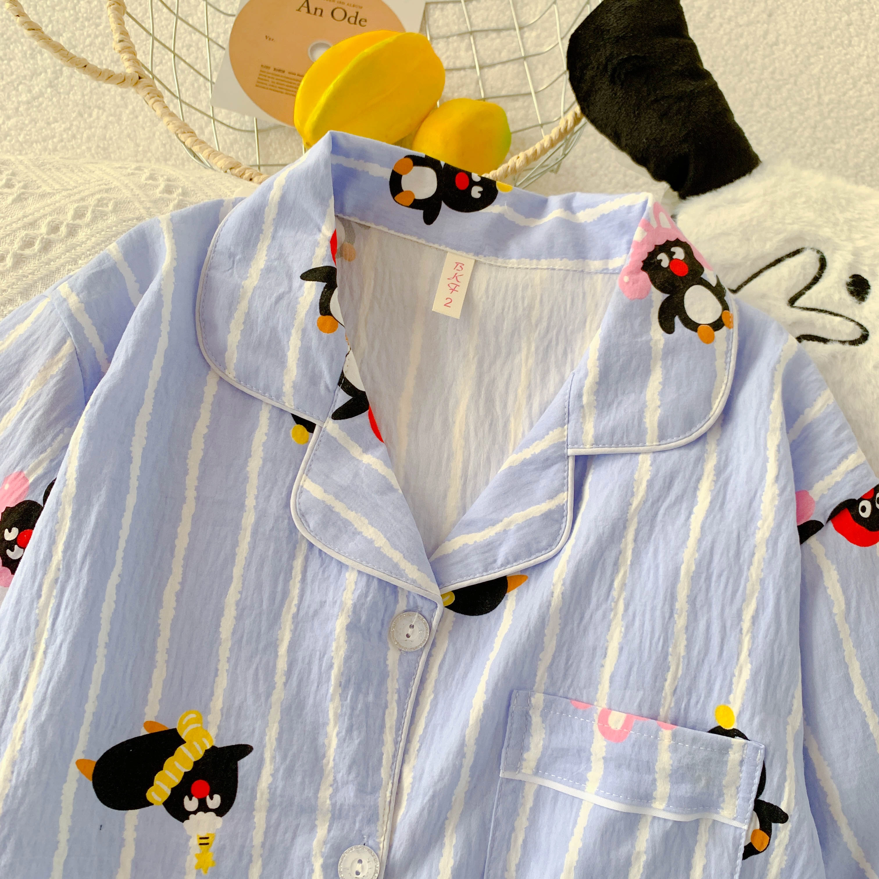 夏芬妍 柔软舒适趣味企鹅云朵棉翻领开衫家居服亲肤休闲短袖短裤可外穿睡衣套装 女款 蓝色
