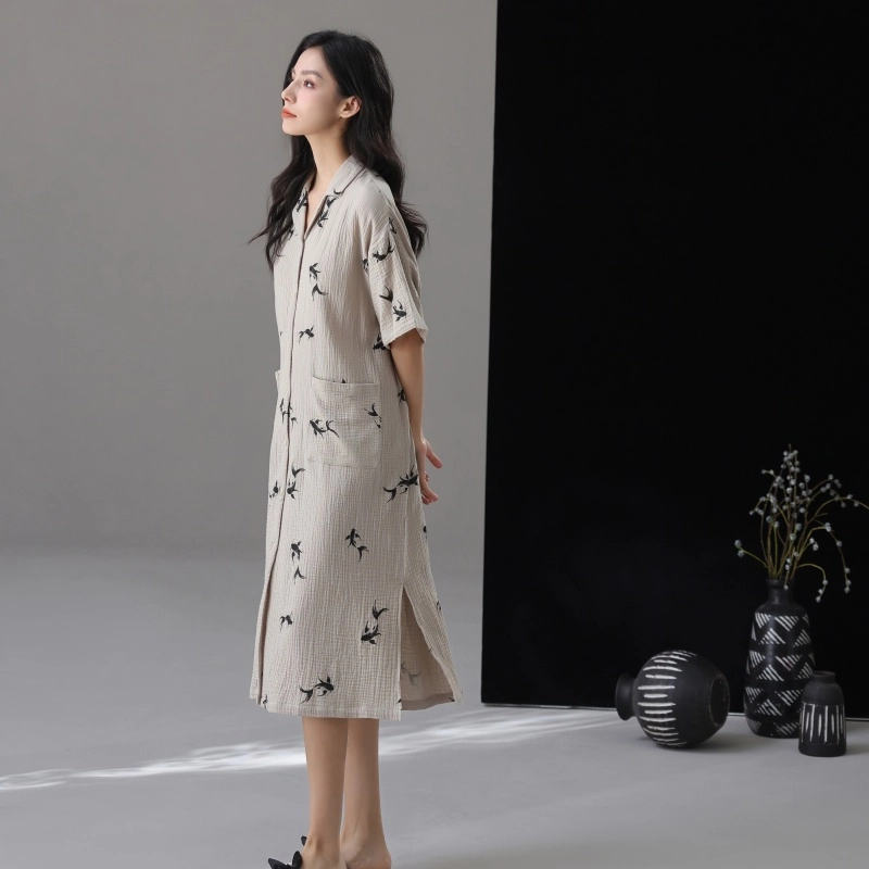 夏芬妍 时尚轻盈舒适柔软侘寂风金鱼满印圆领婴儿棉双层纱睡衣家居服休闲亲肤宽松长袖可外穿睡裙 女款 灰色