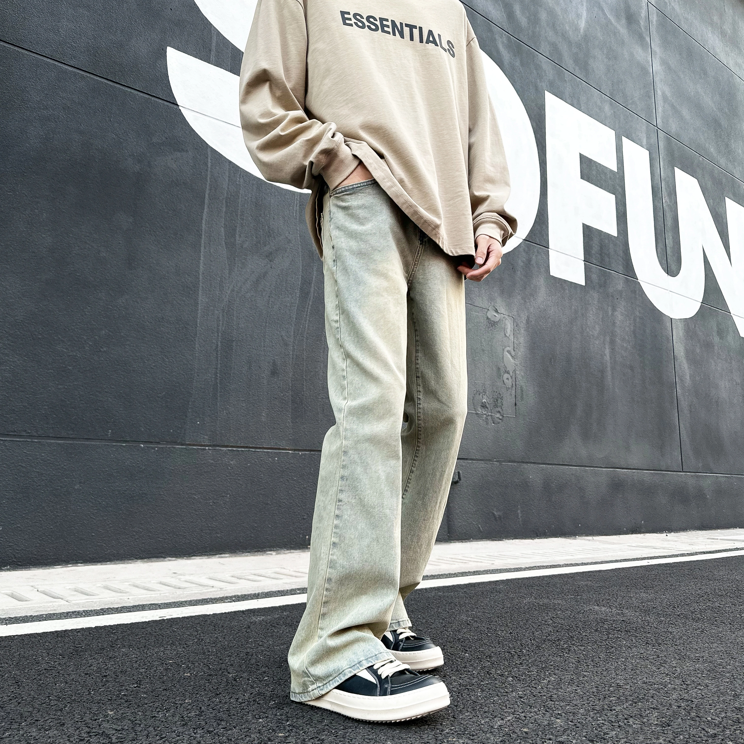 220XAFB