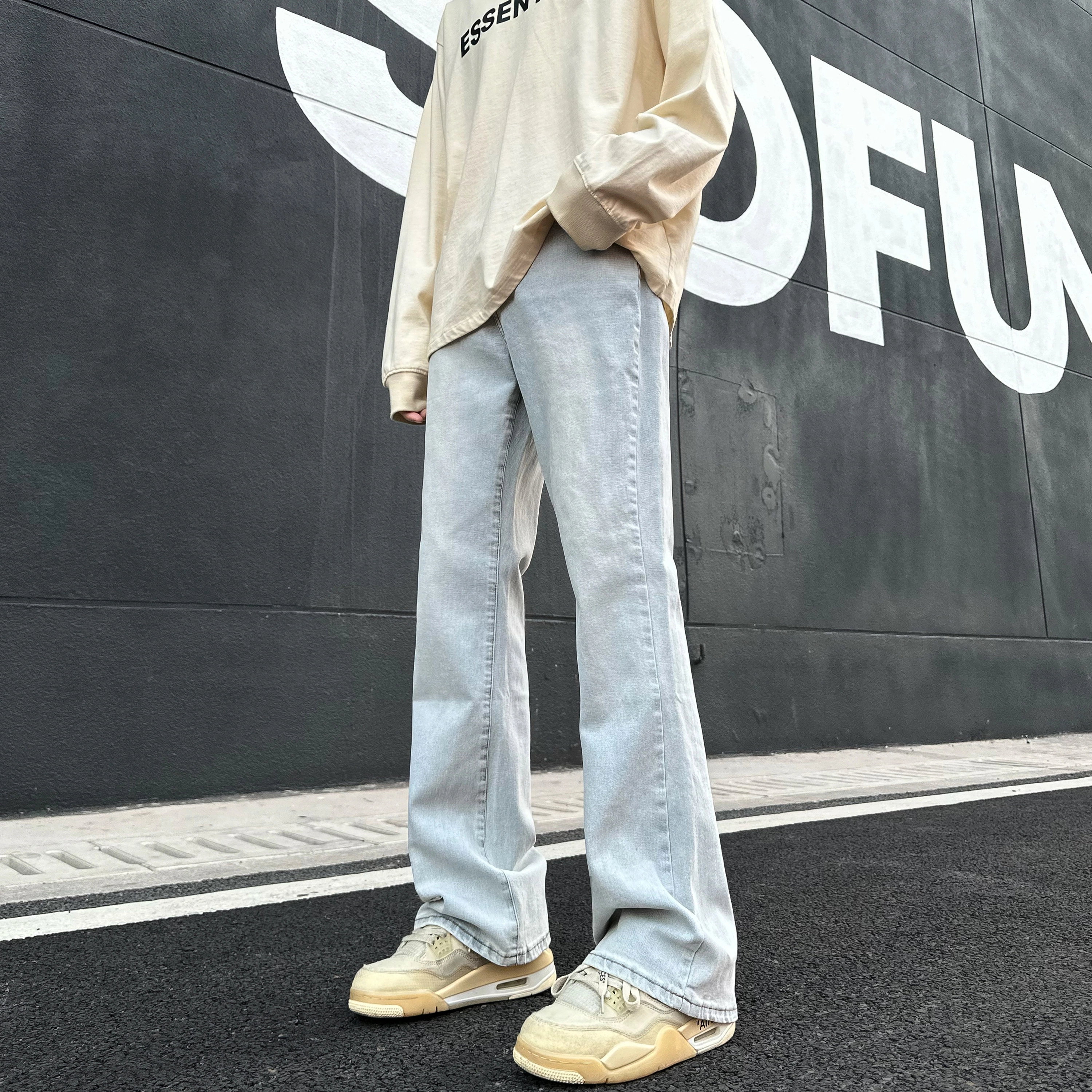 220XAFB