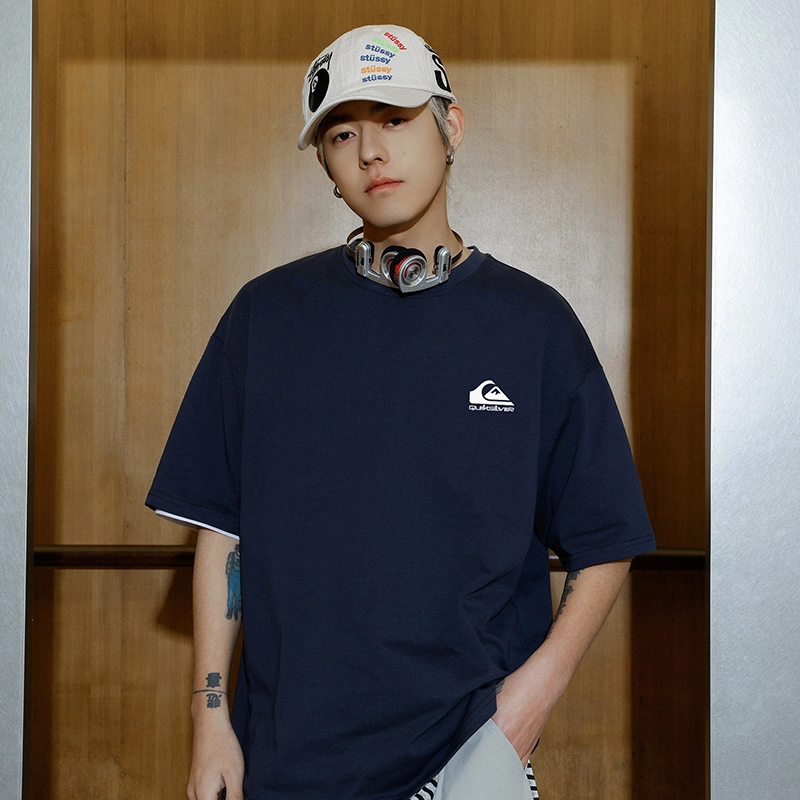 Quiksilver logoT