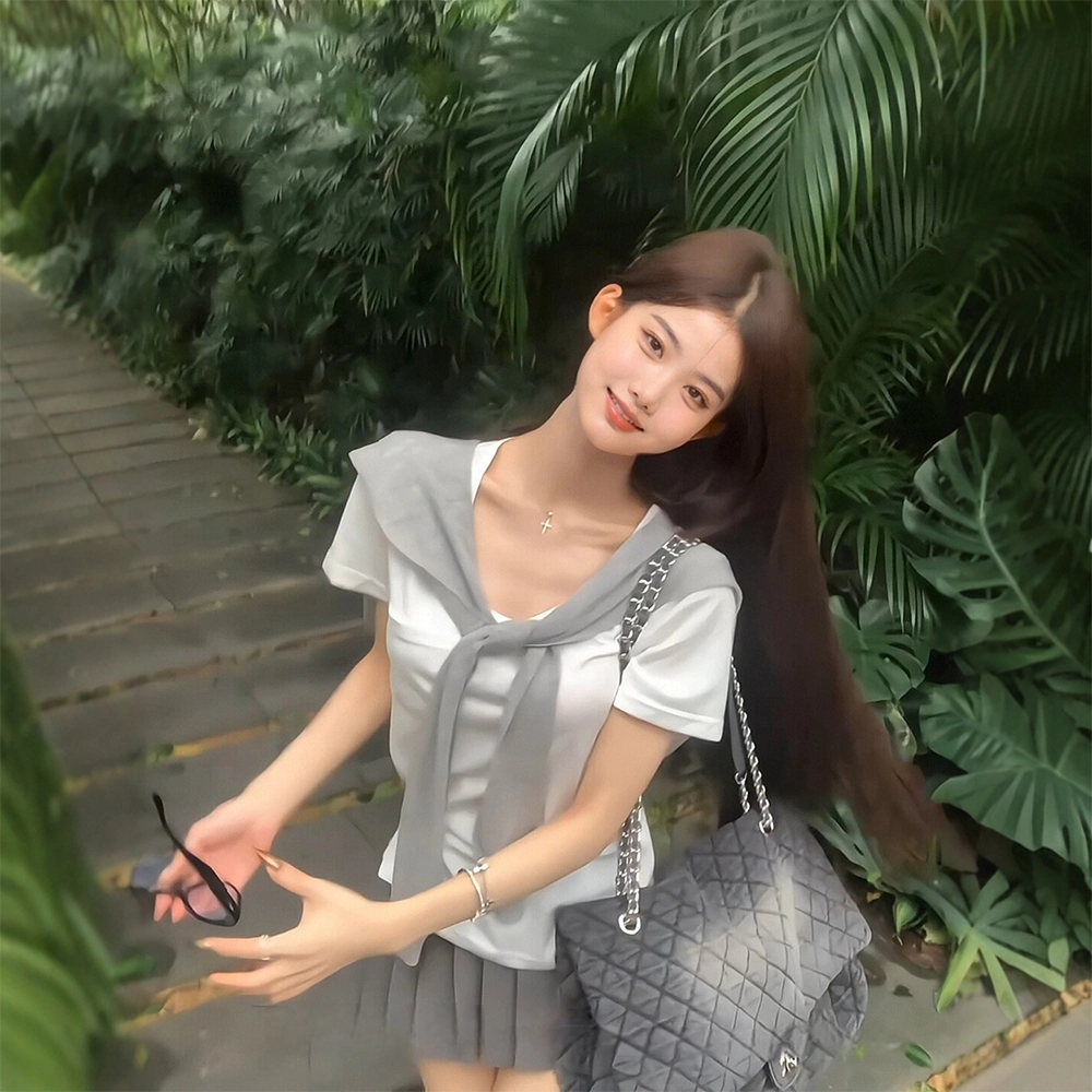 Olivia Share777 T