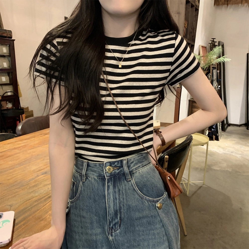 Olivia Share777 T