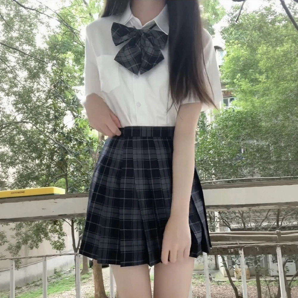 日暮星河 学院风格子百褶裙短袖上衣两件套衬衫套装 女款