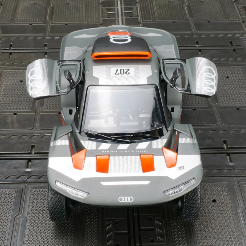 BABYS 1ST RS Q e-tron 124