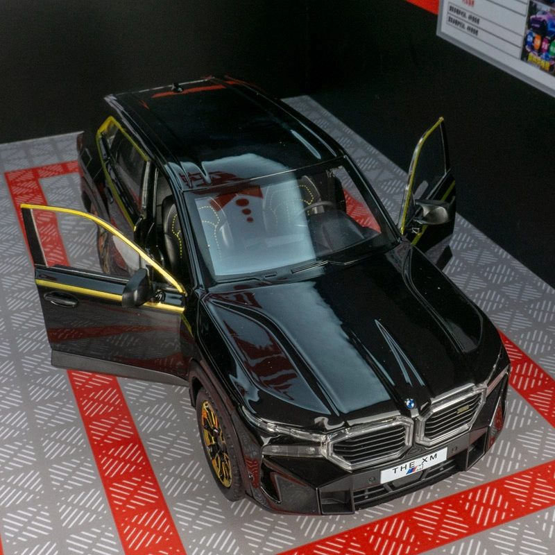 BABYS 1ST XMSUV