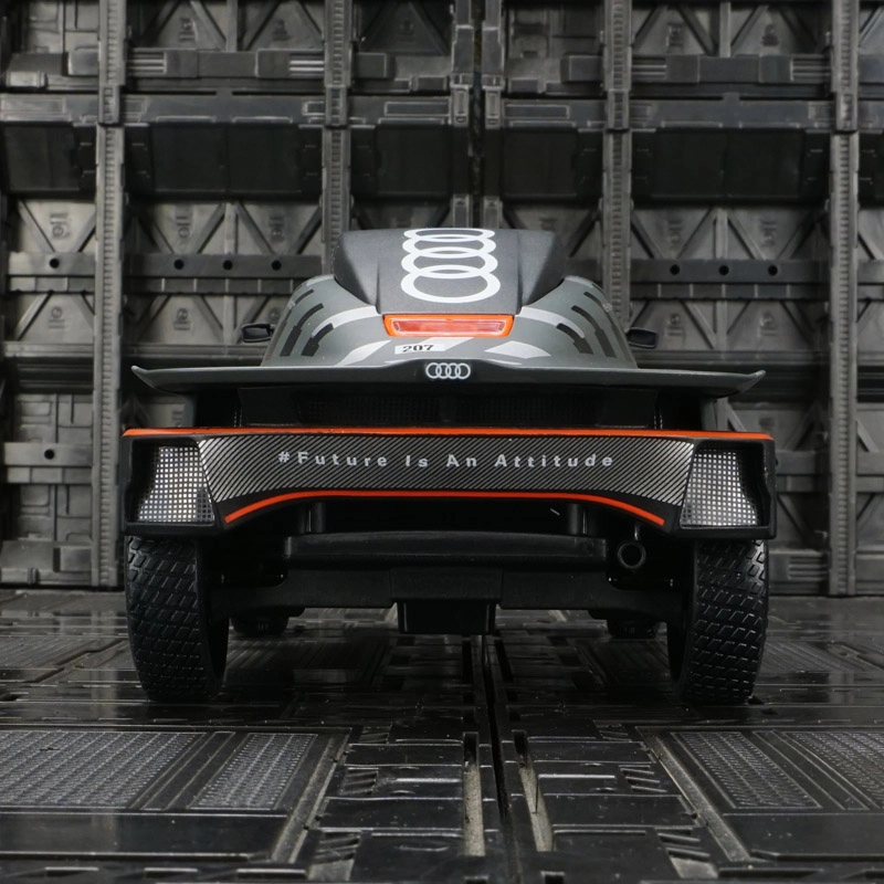 BABYS 1ST RS Q e-tron 124