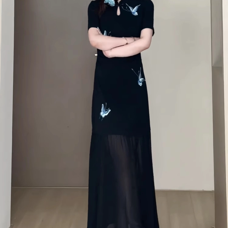缪斯的诱惑 新中式刺绣蝴蝶改良旗袍裙短袖连衣裙 女款